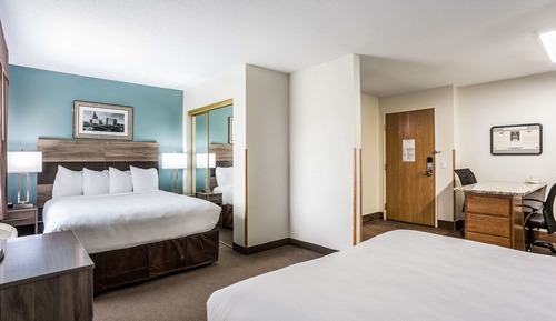 Suite, 2 Queen Beds, Non Smoking