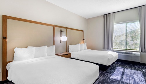 Room, 2 Double Beds, Non Smoking (Mobility/Hearing Accessible, Tub)