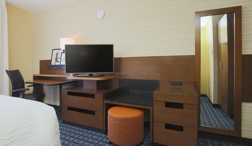 Suite, 1 King Bed with Sofa bed (Hearing Accessible)