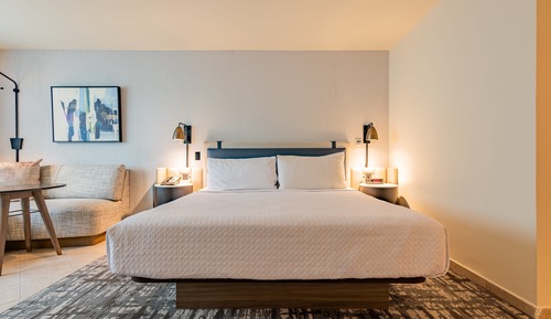 Premium Room, 1 King Bed