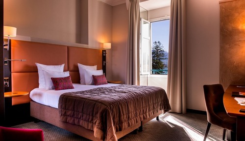 Prestige Lake Suite with spa access on reservation
