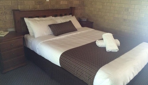 Executive Queen Room