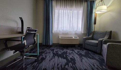Deluxe Room, 2 Queen Beds, Non Smoking