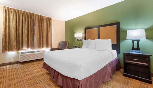 Studio Suite, 1 Queen Bed, Accessible, Non Smoking