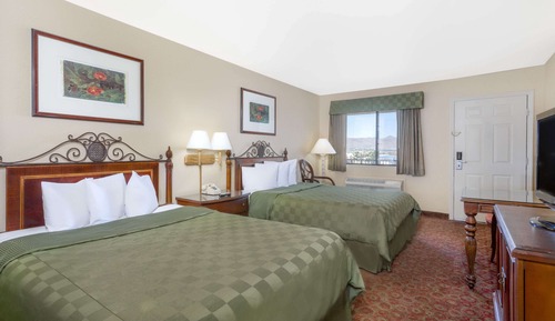 Standard Room, 2 Queen Beds