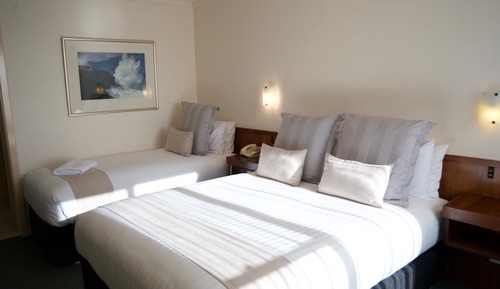 Standard Room, Multiple Beds, Non Smoking
