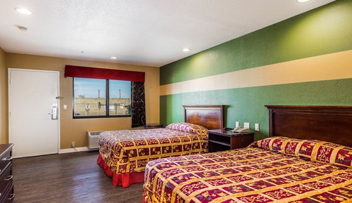 Standard Room, 2 Queen Beds
