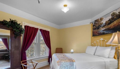 Upstairs Hideaway
