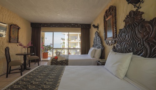 Superior Room, Partial Sea View