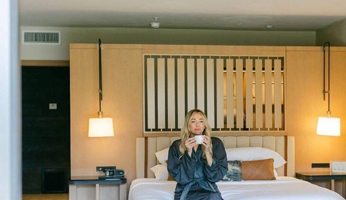 Room, 1 King Bed (17 Cliffs 0.1 mi from L'Auberge)