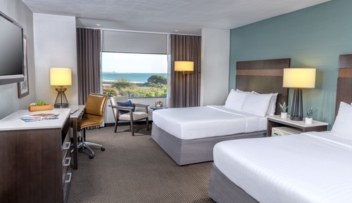 Standard Suite, 2 Queen Beds (PIERPONT SUITE 2 QUEEN)