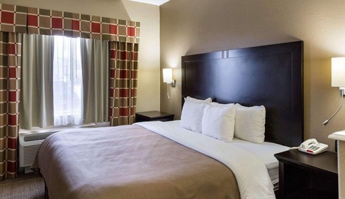 Suite, 1 King Bed, Non Smoking, Jetted Tub