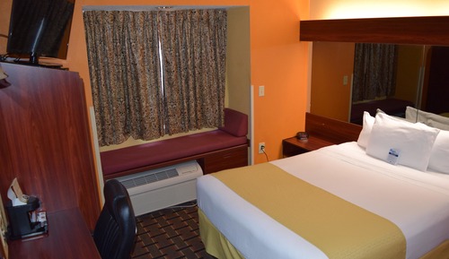 Room, 1 Queen Bed, Accessible, Non Smoking