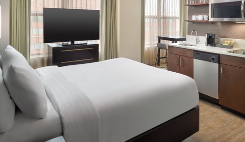 Studio, 1 Queen Bed, Non Smoking