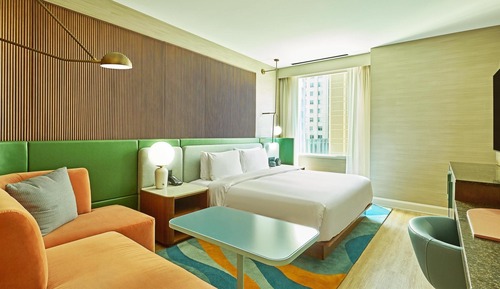 Room, 1 King Bed (High Floor)