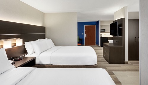 Suite, 2 Double Beds (Additional Living Area)