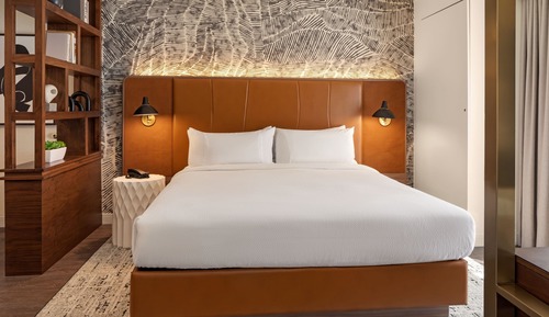 Standard Studio, 1 King Bed