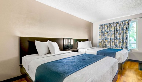 Standard Room, 2 Queen Beds, Non Smoking