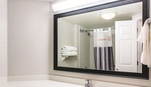 Room, 2 Double Beds, Accessible, Non Smoking (Mobility/Hearing Impaired Accessible)