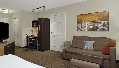 Studio, 1 Queen Bed with Sofa bed, Non Smoking (Hearing Accessible)