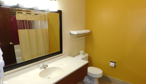Suite, 1 King Bed, Non Smoking