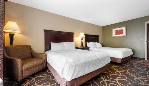 Suite, Multiple Beds, Accessible, Non Smoking (Bathtub)