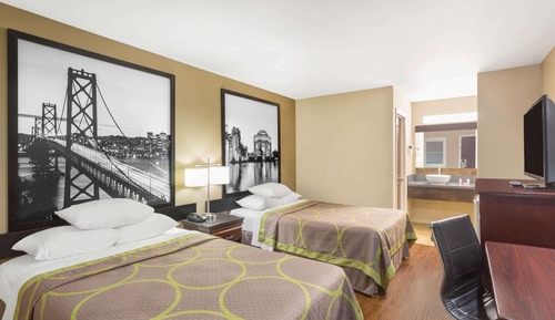 Room, 2 Queen Beds, Microwave
