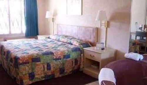Room, 1 King Bed, Accessible