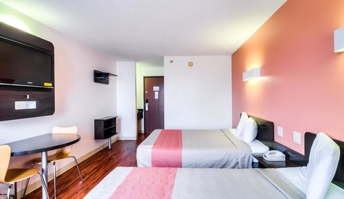 Standard Room, 2 Double Beds, Non Smoking