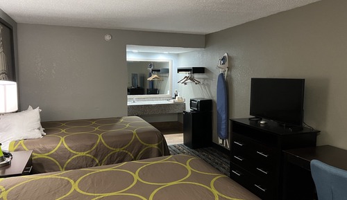 Room, 2 Queen Beds, Non Smoking (Second Floor)