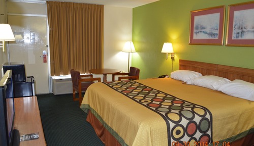Standard Room, 1 King Bed