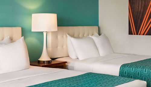 Room, 2 Double Beds, Non Smoking, Partial Ocean View