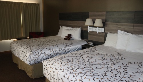 Family Suite, Multiple Beds, Balcony, Mountain View