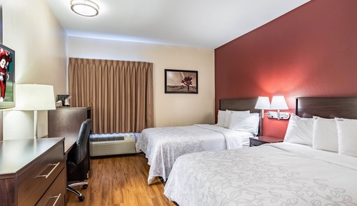 Standard Room, 2 Double Beds, Accessible (Pet Free, Smoke Free)