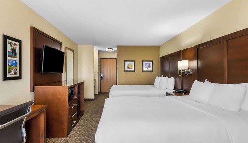 Standard Room, 2 Queen Beds, Non Smoking