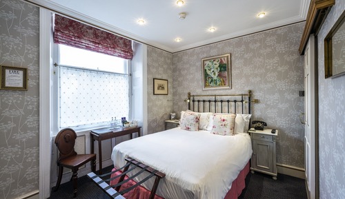 Snug Double Room, Ensuite