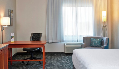 Room, 2 Queen Beds (Hearing Accessible)