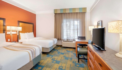 Room, 2 Double Beds, Accessible, Non Smoking (Roll-In shower)