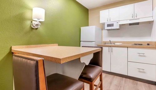 Deluxe Studio, 1 King Bed with Sofa bed, Non Smoking