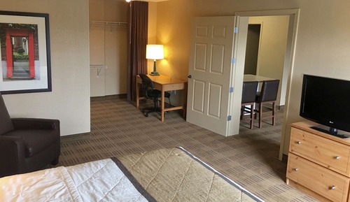 Suite, 1 King Bed with Sofa bed, Non Smoking