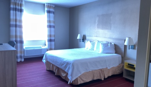 Standard Room, 1 King Bed, Accessible
