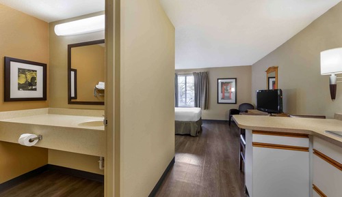 Studio, 1 Queen Bed, Non Smoking