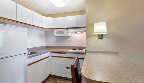 Deluxe Studio, 1 King Bed with Sofa bed, Non Smoking