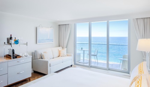 Premium Studio, 1 King Bed, Accessible, Oceanfront