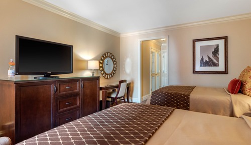Deluxe Room, 2 Double Beds, Accessible (Roll in Shower)