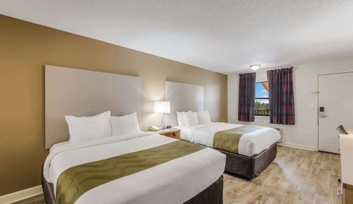 Standard Room, 2 Queen Beds, Smoking