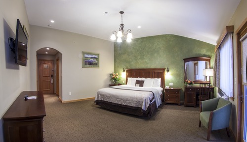 Villageside Room, 1 King Bed