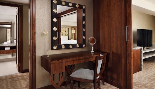 Suite (Imperial)