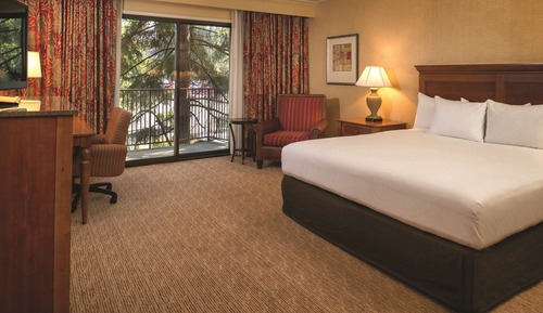 Standard Room, 1 Queen Bed, Balcony