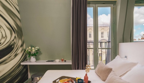 Double Room (Narcisse)